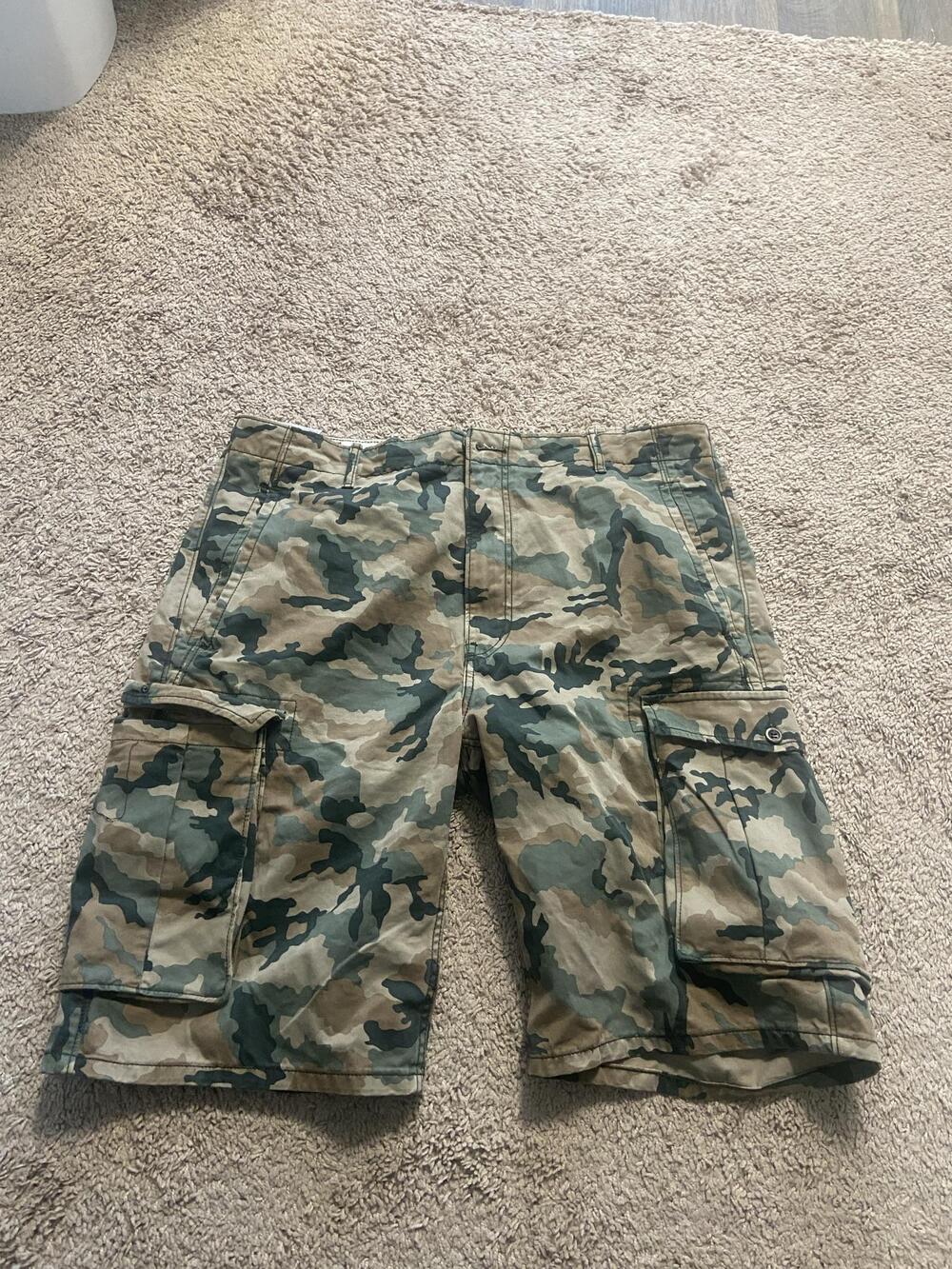 Levis Cargo Shorts Mens 38 Green Camo Canvas Regular Fit Pockets Casual Summer